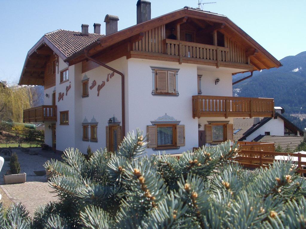 Hotel Garni Goccia D'Oro à Cavalese Extérieur photo